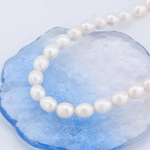 Перлена гривна